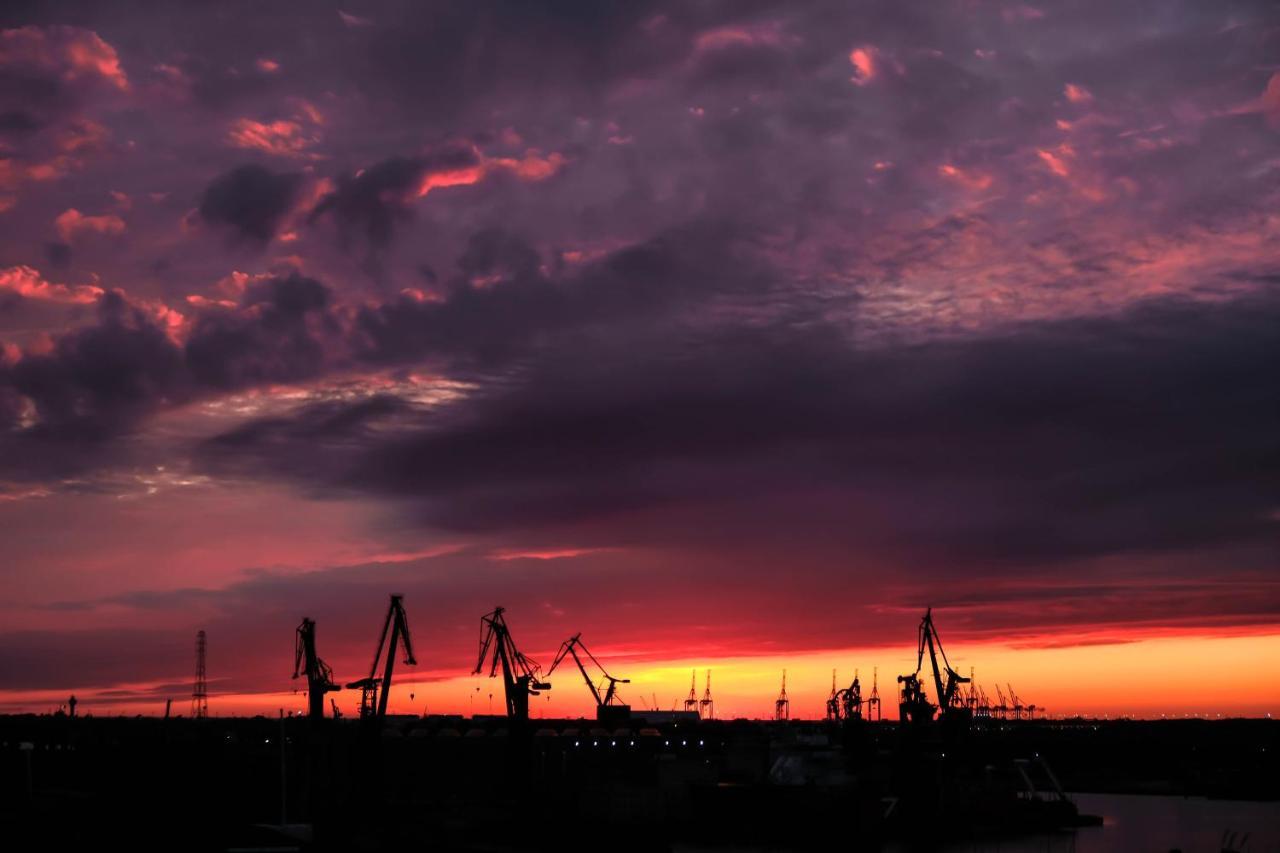 Sunrise Home W Sercu Gdanska Esterno foto